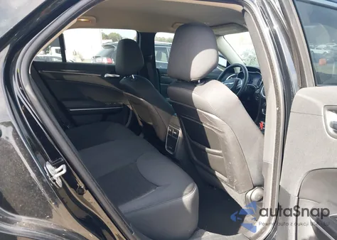 2019 Chrysler 300 Touring from USA, damaged, VIN 2C3CCAAG0KH610280